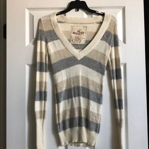Hollister Sweater